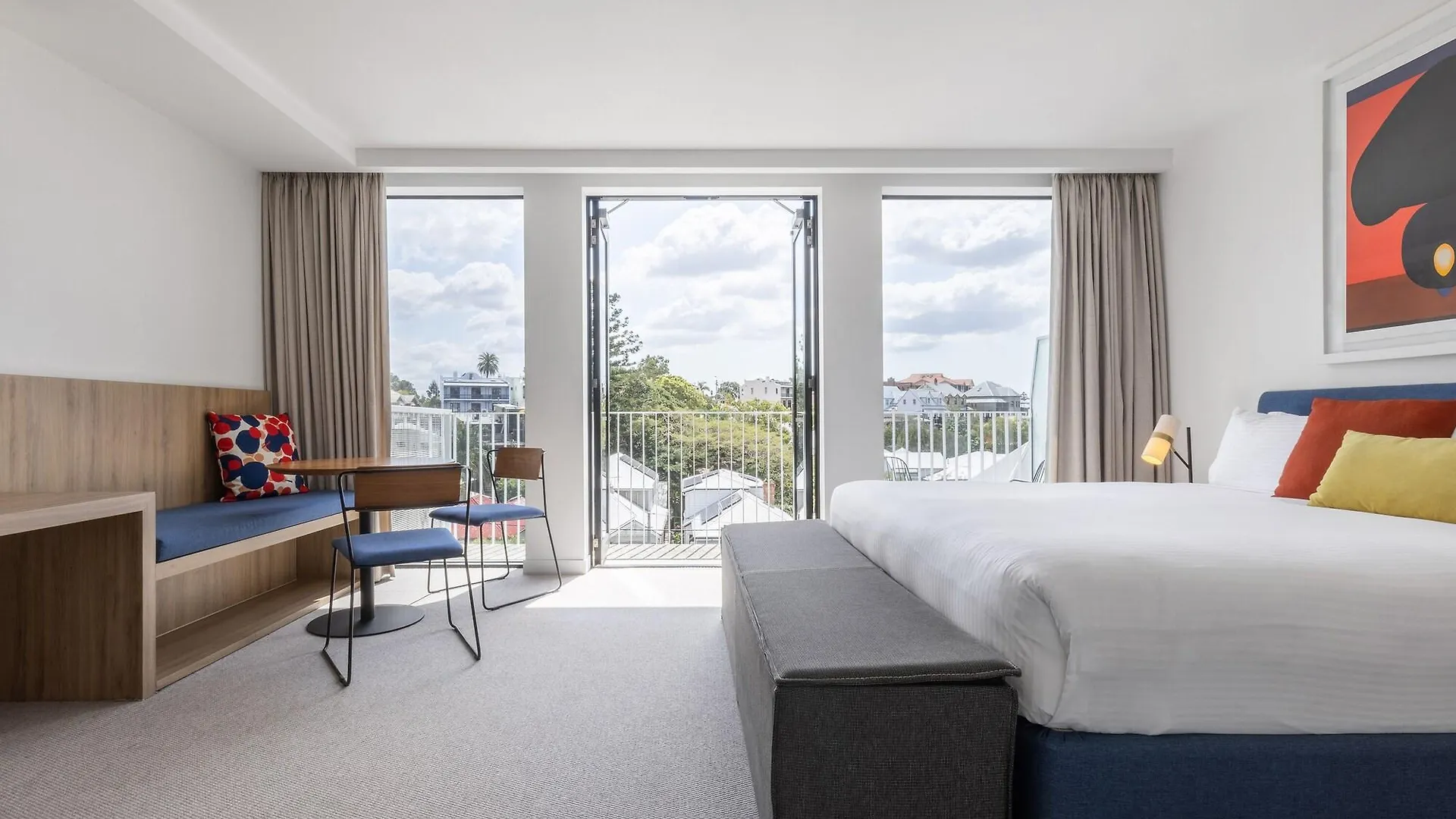 Hotel The Johnson Brisbane - Art Series