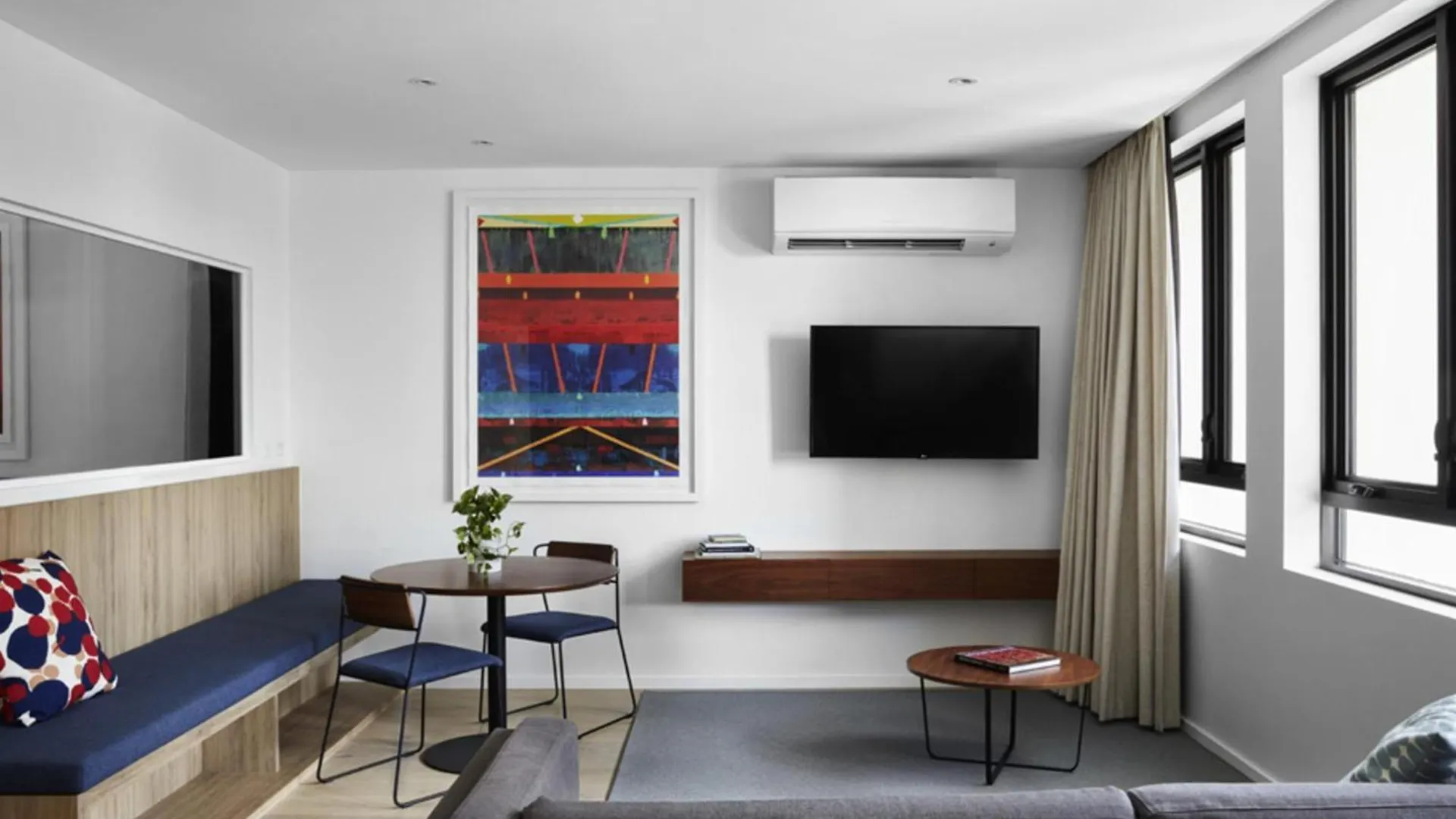 The Johnson Brisbane - Art Series Hotel