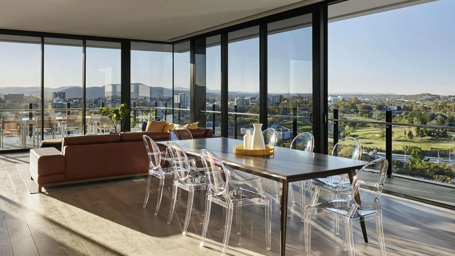 The Johnson Brisbane - Art Series Hotel